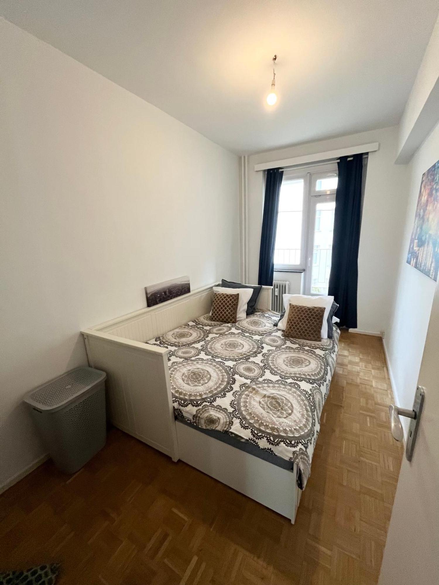 Cosy Two Bedroom In Apartamento Bruselas